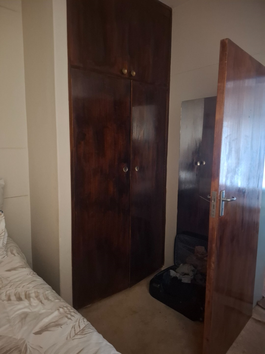 1 Bedroom Property for Sale in Kroonstad Central Free State